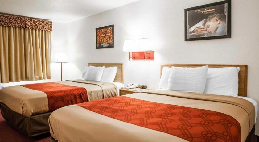 Econo Lodge Truman Inn Sedalia Eksteriør billede