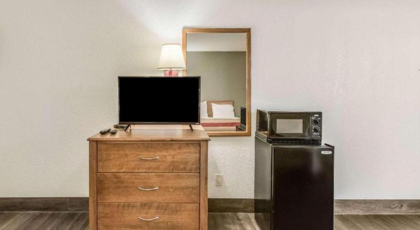 Econo Lodge Truman Inn Sedalia Eksteriør billede